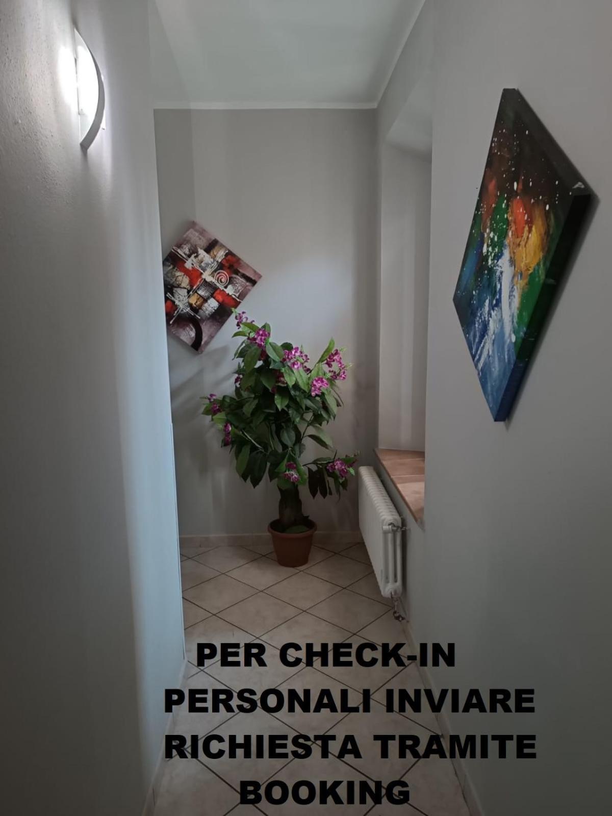 Residence Checkin A Richiesta 파르마 외부 사진